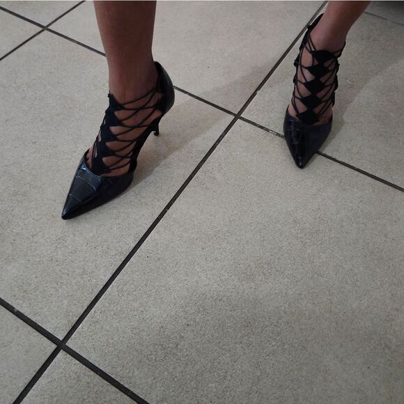 ZARA STRAPPY LEATHER POINTED TOE KITTEN HEEL SANDAL - Picture 11 of 14